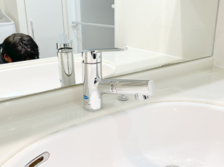 小工事 迅速に取り替えた洗面水栓