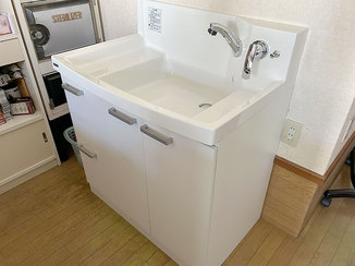 洗面リフォーム 使い勝手が良くなった、洗面台とキッチン水栓