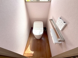 トイレリフォーム 長年の憧れを叶えたタンクレストイレ